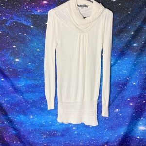 Tracie- White Long Sleeve Knit Sweater size Xs